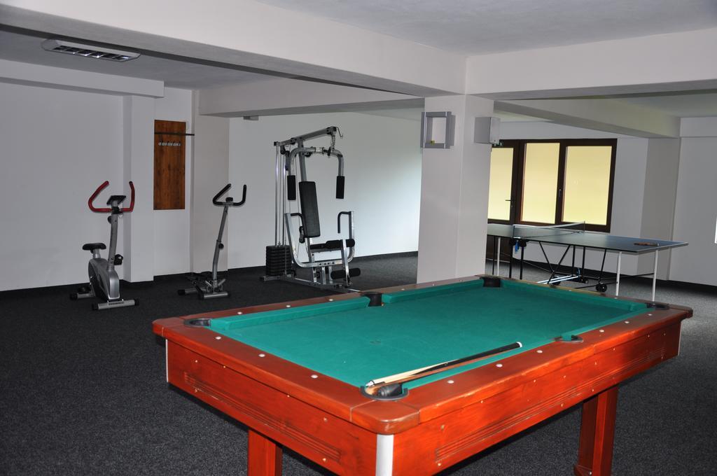 Perla Padurii Hotel Valea Mare  Buitenkant foto